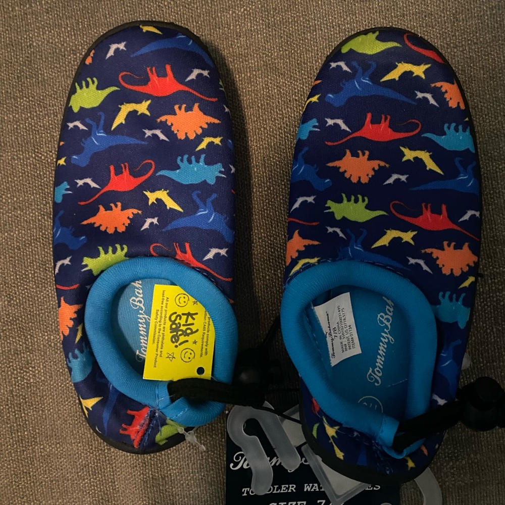 Tommy Bahama Kids' Blue Dinosaur Water Shoes